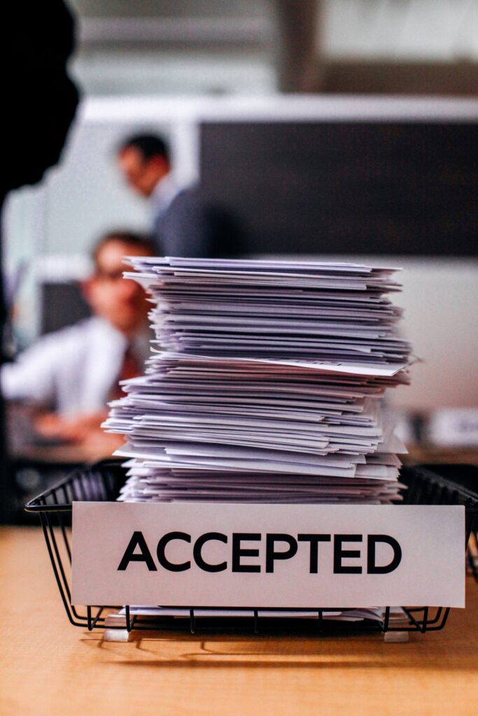 how to get job in canada